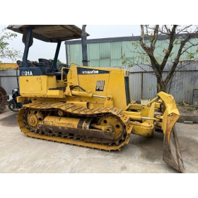 XE ỦI KOMATSU D31A-20